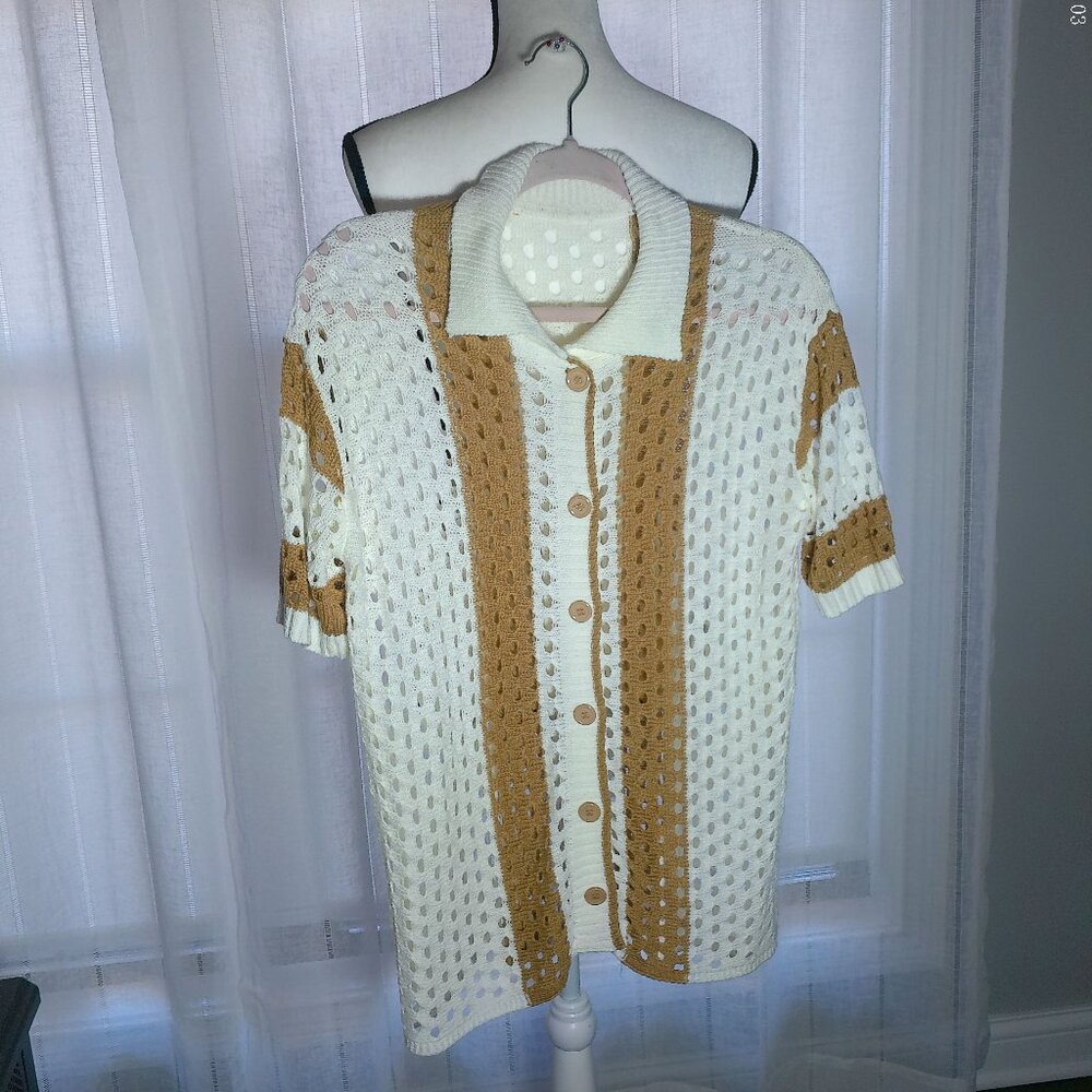BOUTIQUE BRAND Button-Up Collared Short Sleeve Knit Cream/Tan Sweater XL